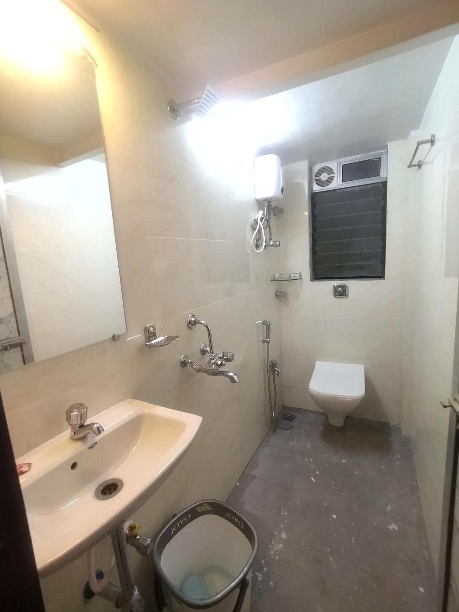 Everest Stays Rooms And Dormitory 孟买 外观 照片